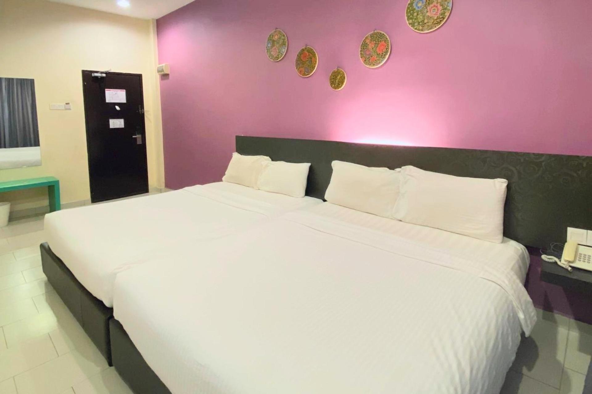 Hotel Mirage Pd Port Dickson Exteriör bild